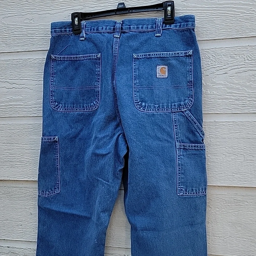 Carhartt dungaree Fit Men's jeans 5 pocket color blue size 38X32 100% cotton